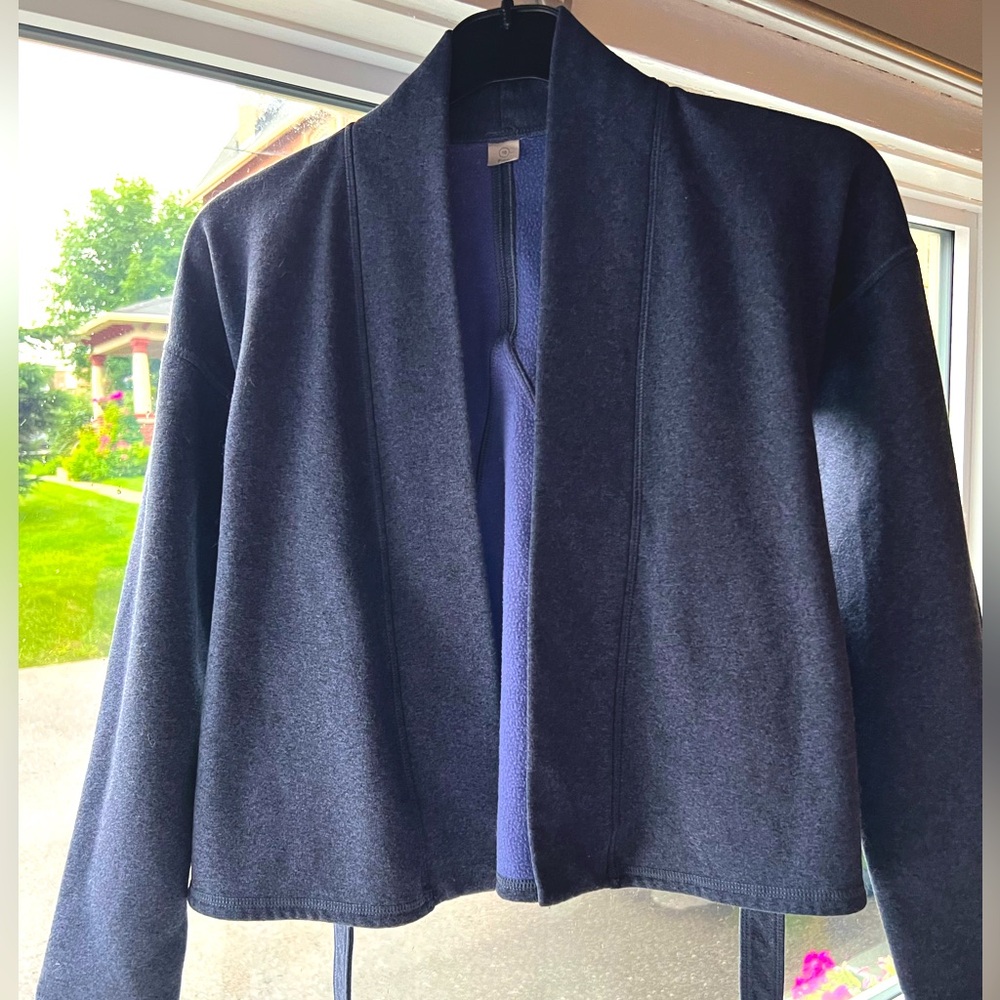 (10) Ivivva sweater with belt